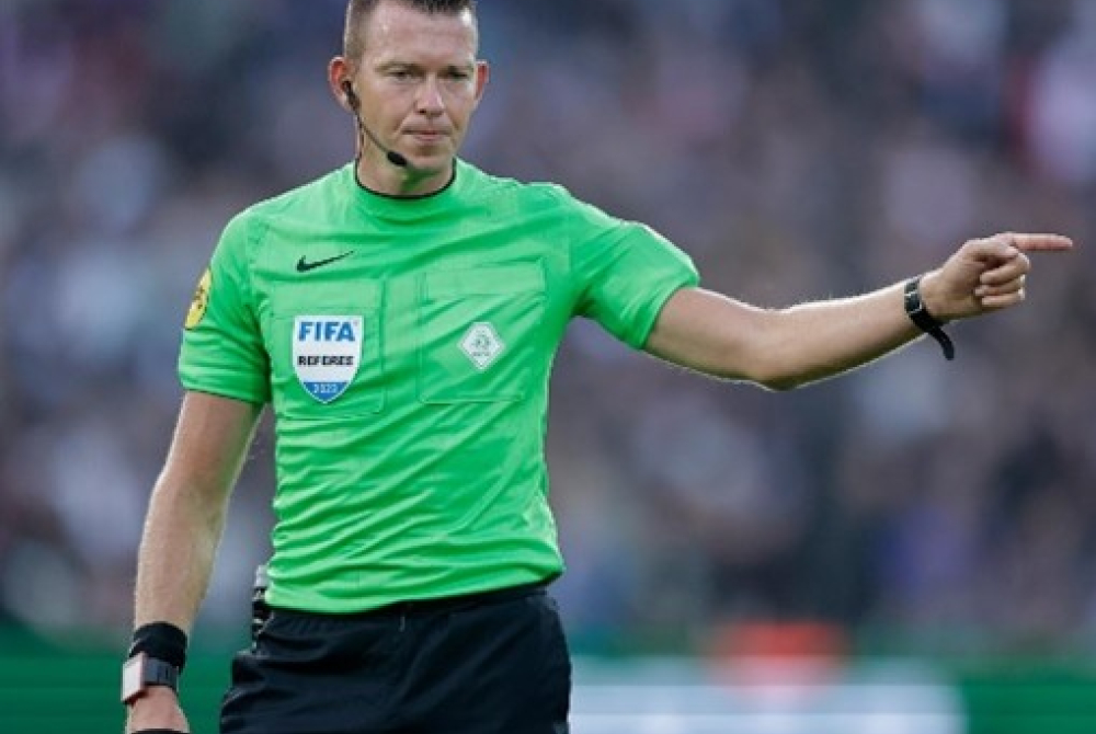 Scheidsrechtersopleiding PVCV / vv De Meern in samenwerking met de KNVB. Schrijf je nu in!